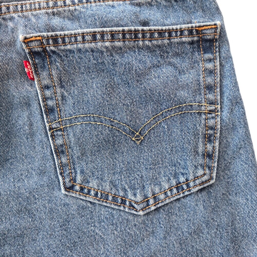 Levi's 405 Denim Shorts 36W Excellent Condition - Picture 5 of 13